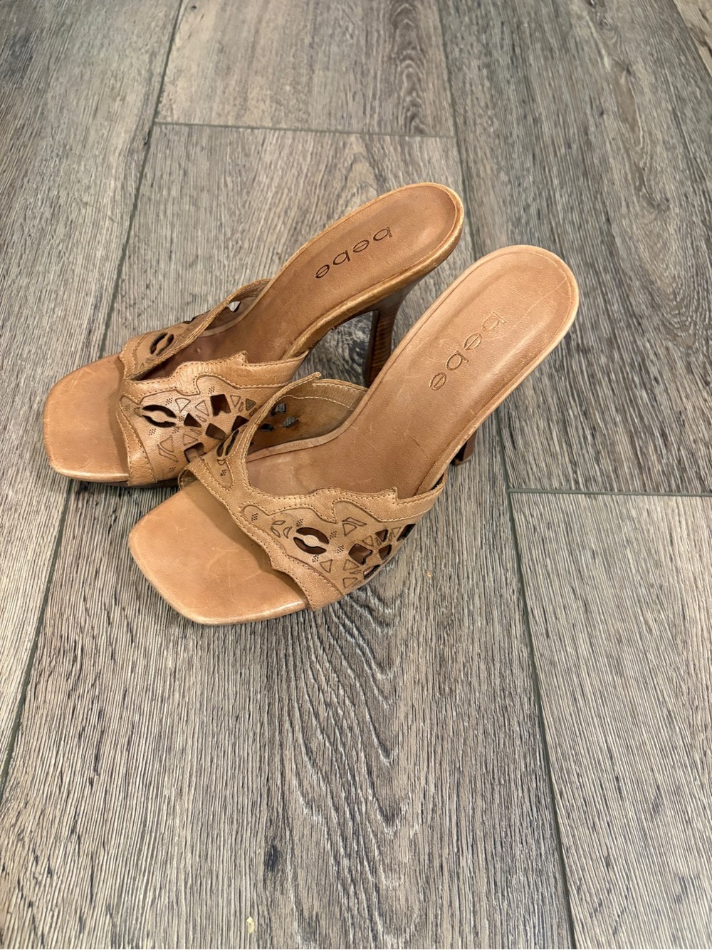 bebe Cognac Brown Leather Cutout Slide Mules - Picture 2 of 3